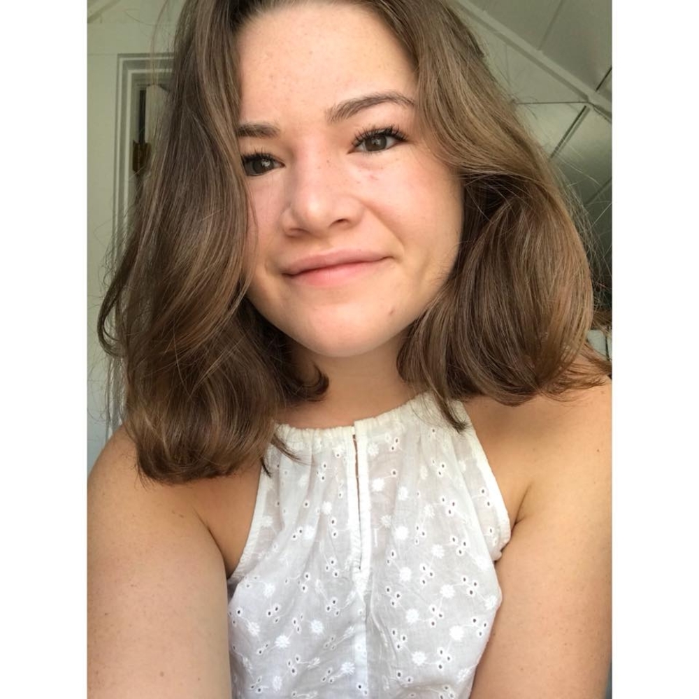 Meet your Posher, Abigail